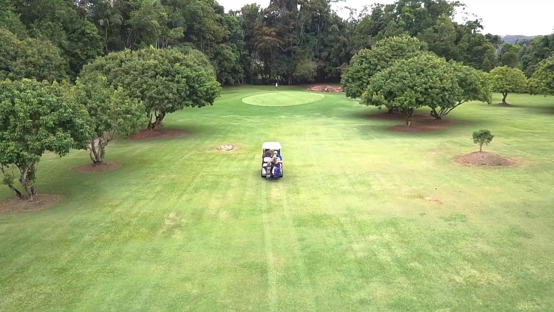 Sunshine Coast Retreat Your Own Private Golf Course Diddillibah 外观 照片